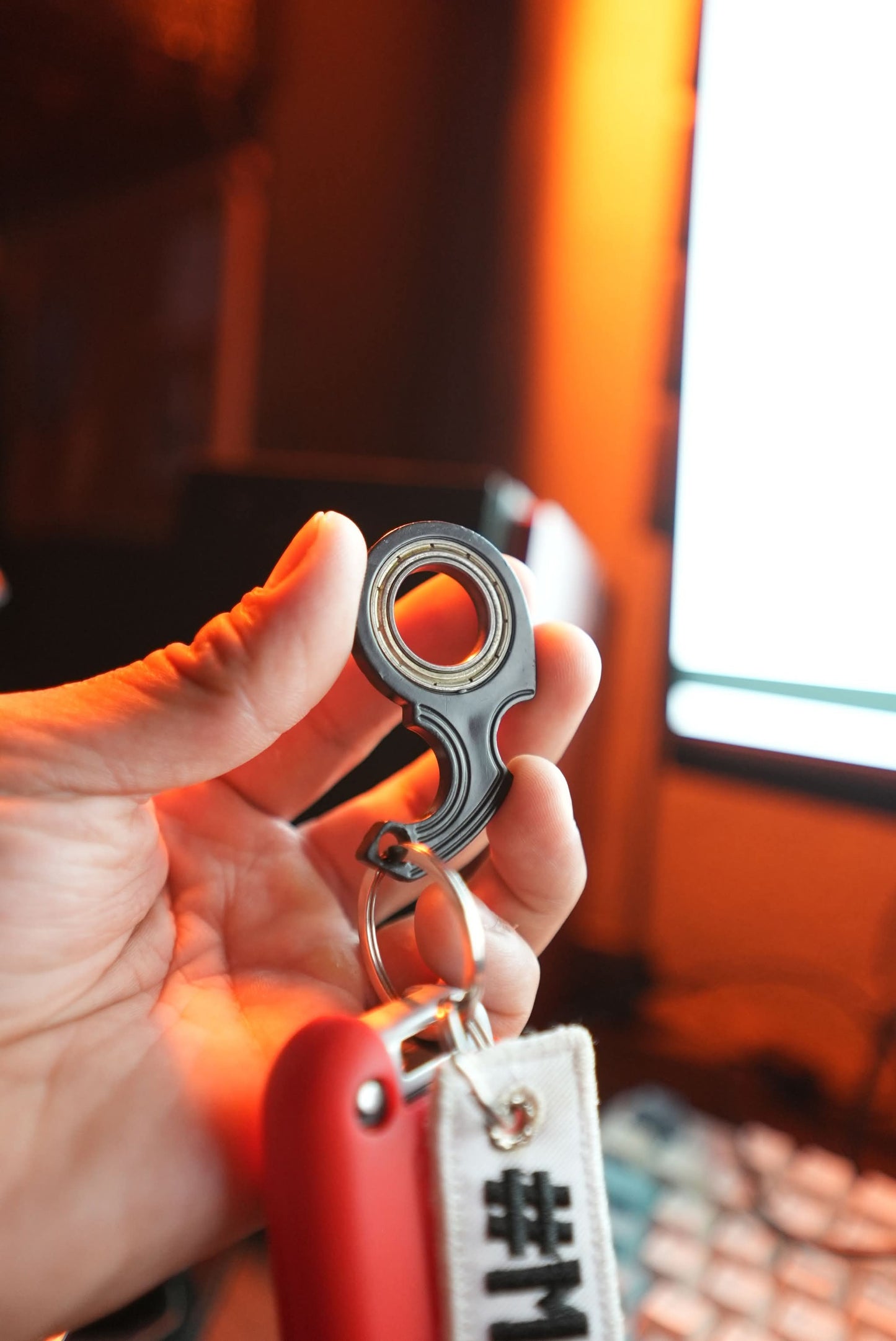 KeySpinner white